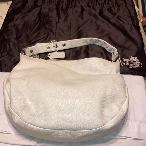 Coach Shoulder bag - Picture 1 of 17
